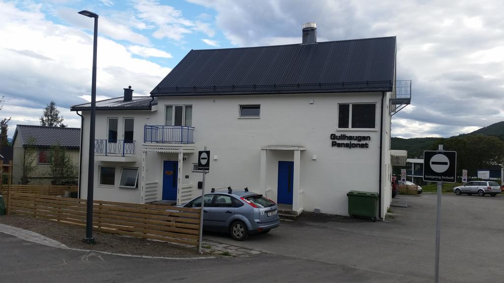 Gullhaugen Pensjonat Harstad Exterior foto