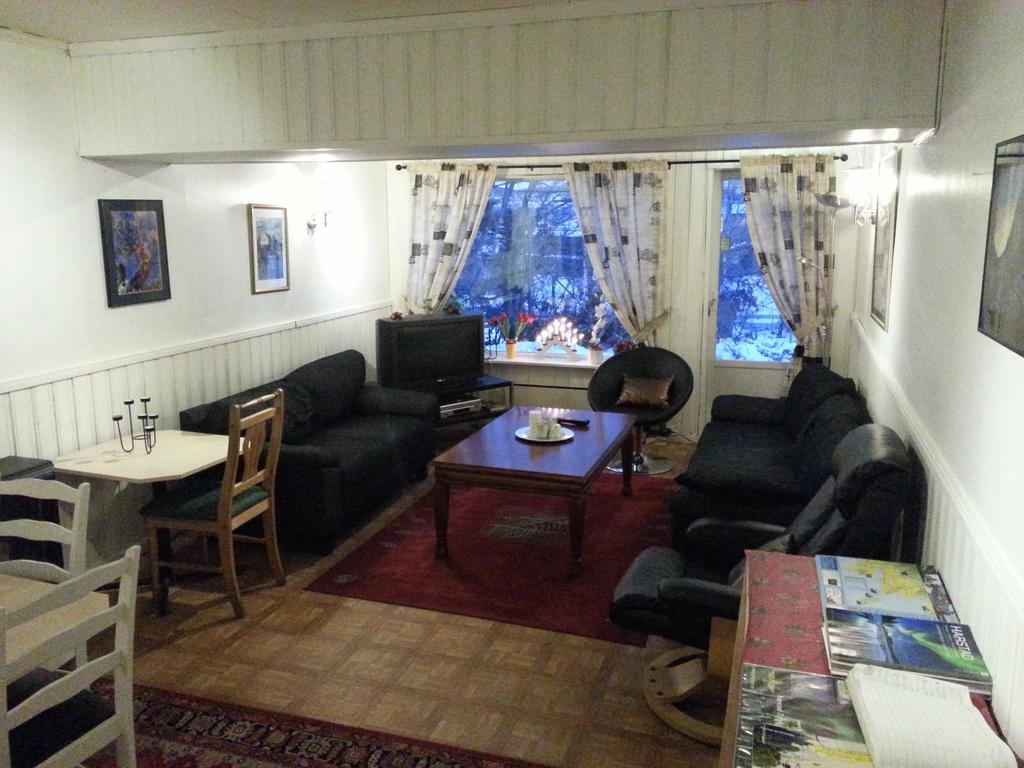 Gullhaugen Pensjonat Harstad Exterior foto