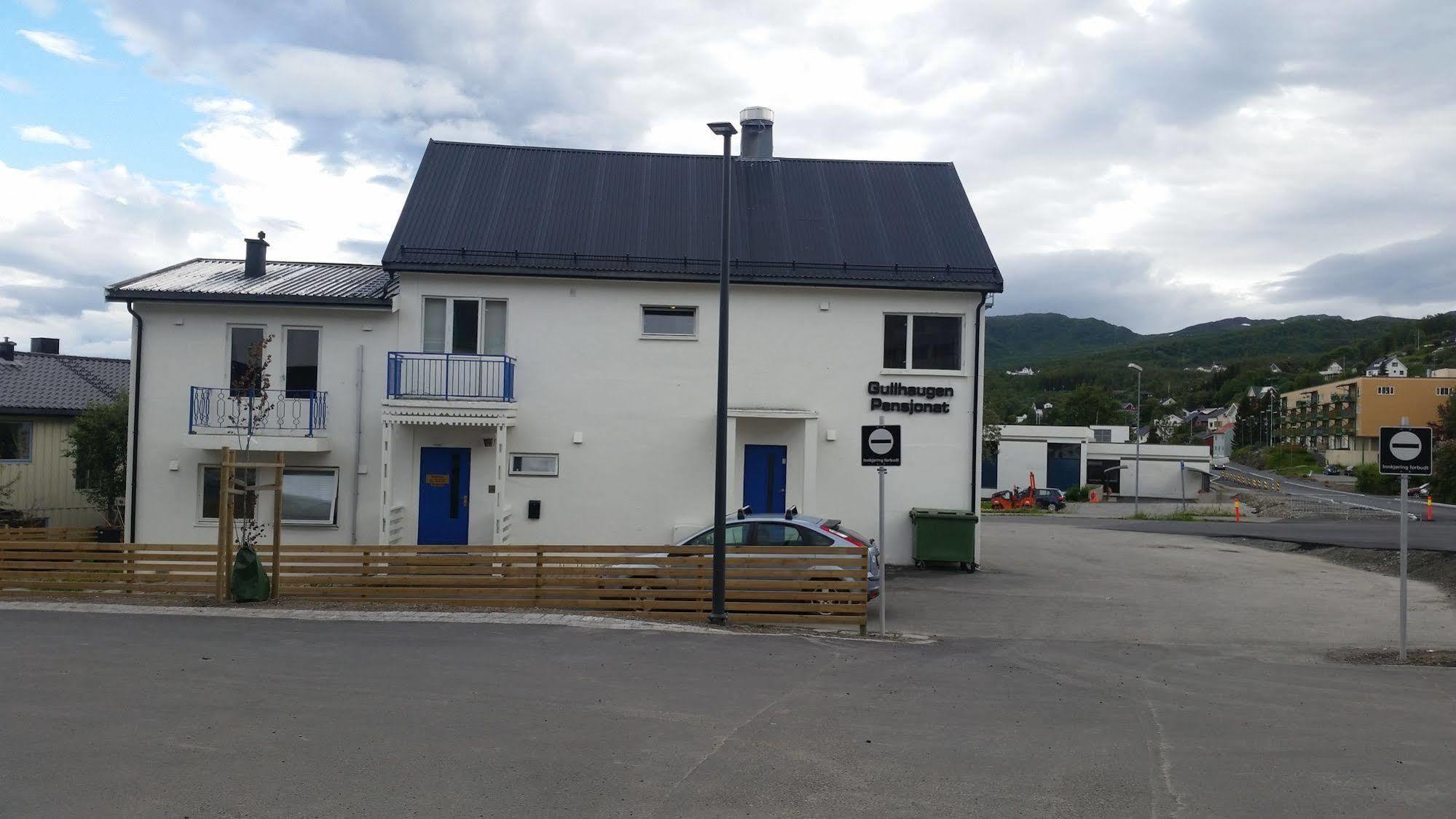 Gullhaugen Pensjonat Harstad Exterior foto